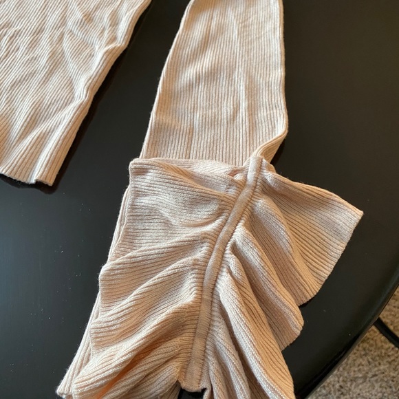 Express Cold Shoulder Ruffle Long Sleeve Sweater - Picture 7 of 11